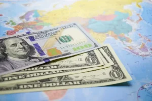 Read more about the article The Story of the US Dollar: How It Became a Global Currency 