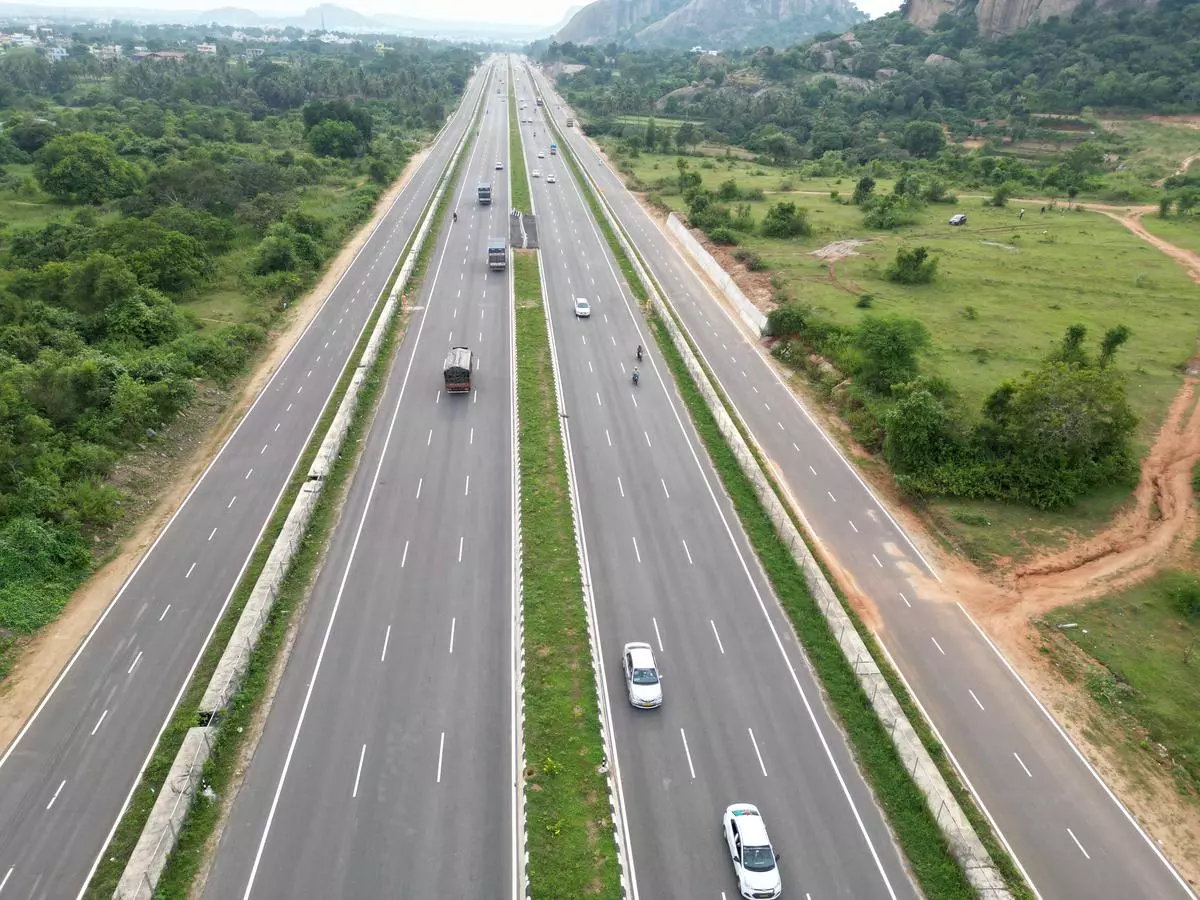 You are currently viewing Discovering India’s National Highways: The Lifelines of Connectivity